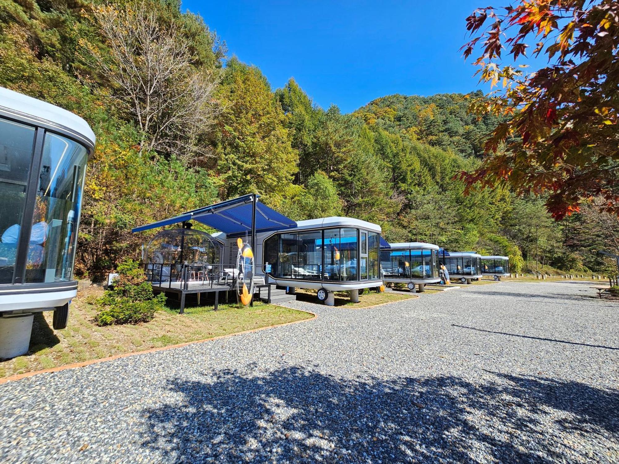 Galaxy X Hotel Type Caravan Glamping & Pension Pyeongchang Exterior foto