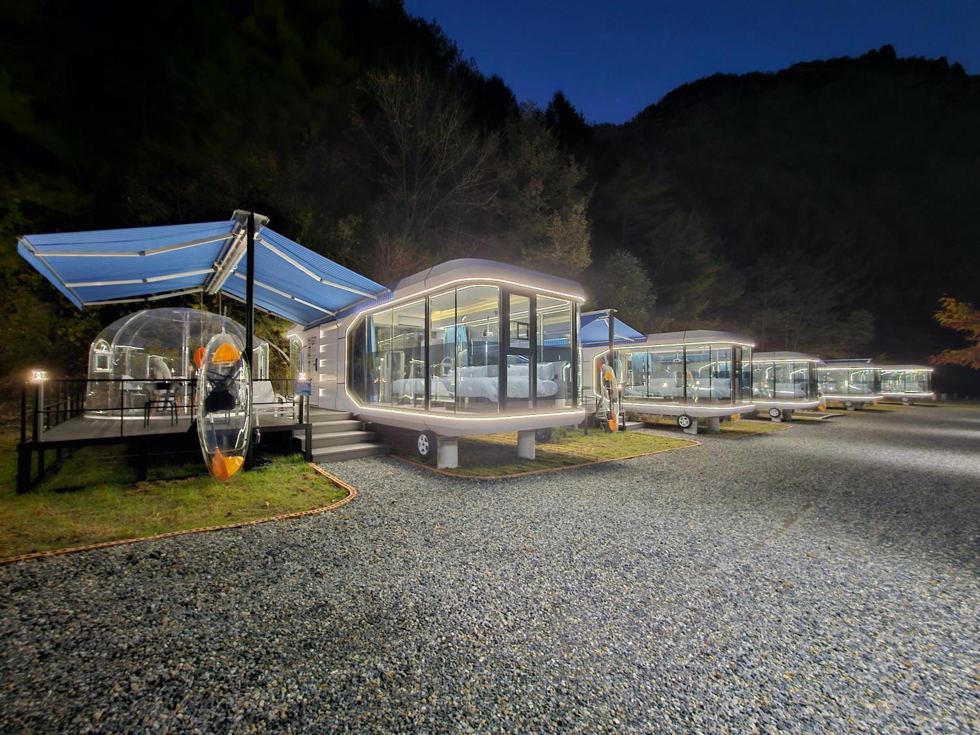 Galaxy X Hotel Type Caravan Glamping & Pension Pyeongchang Exterior foto