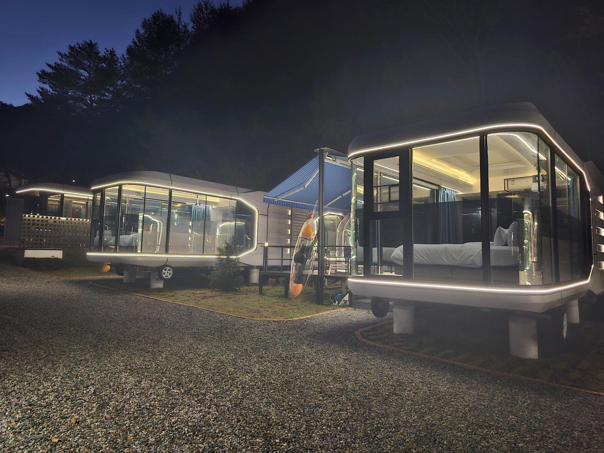 Galaxy X Hotel Type Caravan Glamping & Pension Pyeongchang Exterior foto